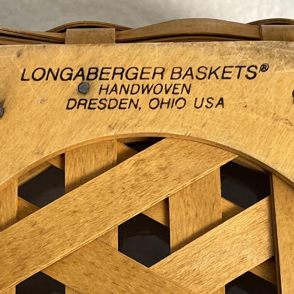 Longaberger Hexagon Basket 1999 with Protector - Picture 8 of 9